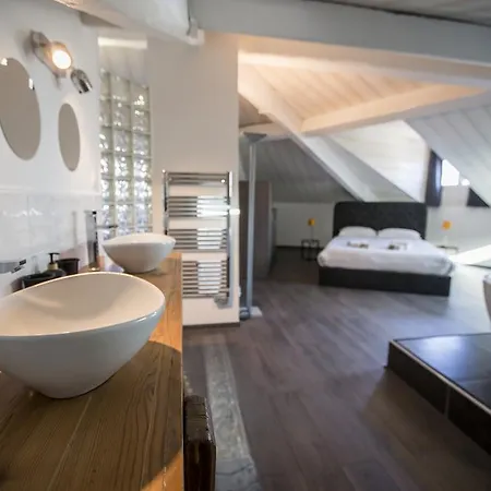 Sherlock Loft By Connexion Апартаменты *